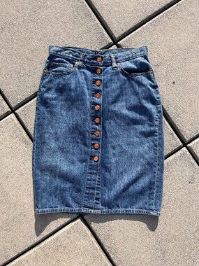 gap button-fly pencil skirt